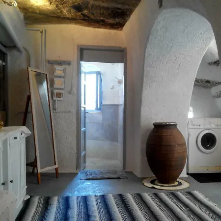 Traditional Cycladic House With Character 度假居 *