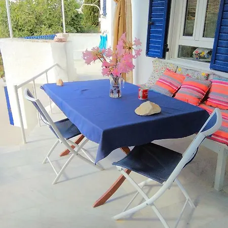 Traditional Cycladic House With Character 度假居